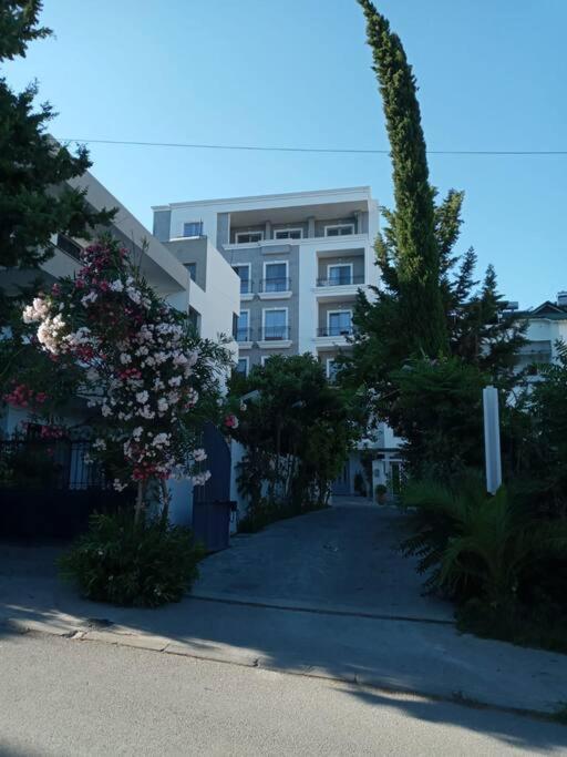 Royal Hill Apartments 2 By Ps Durres Luaran gambar