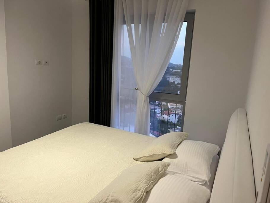 Royal Hill Apartments 2 By Ps Durres Luaran gambar